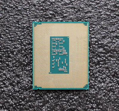 MSI MAG B860 Tomahawk WiFi1.png MSI MAG B860 Tomahawk WiFi1.png