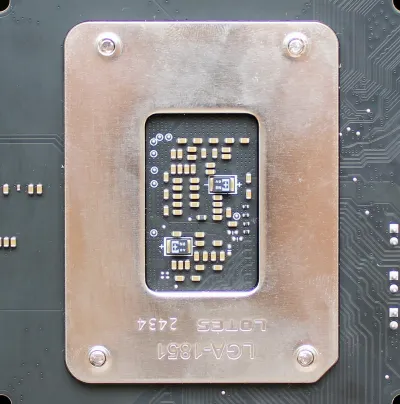 MSI MAG B860 Tomahawk WiFi13.png MSI MAG B860 Tomahawk WiFi13.png